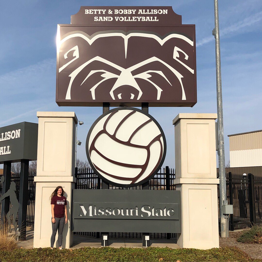 kyleedavis_8's tweet photo. Super excited to say that I have committed to play d1 beach volleyball at Missouri State University! Go bears🐻 https://t.co/LwcttlpeEF