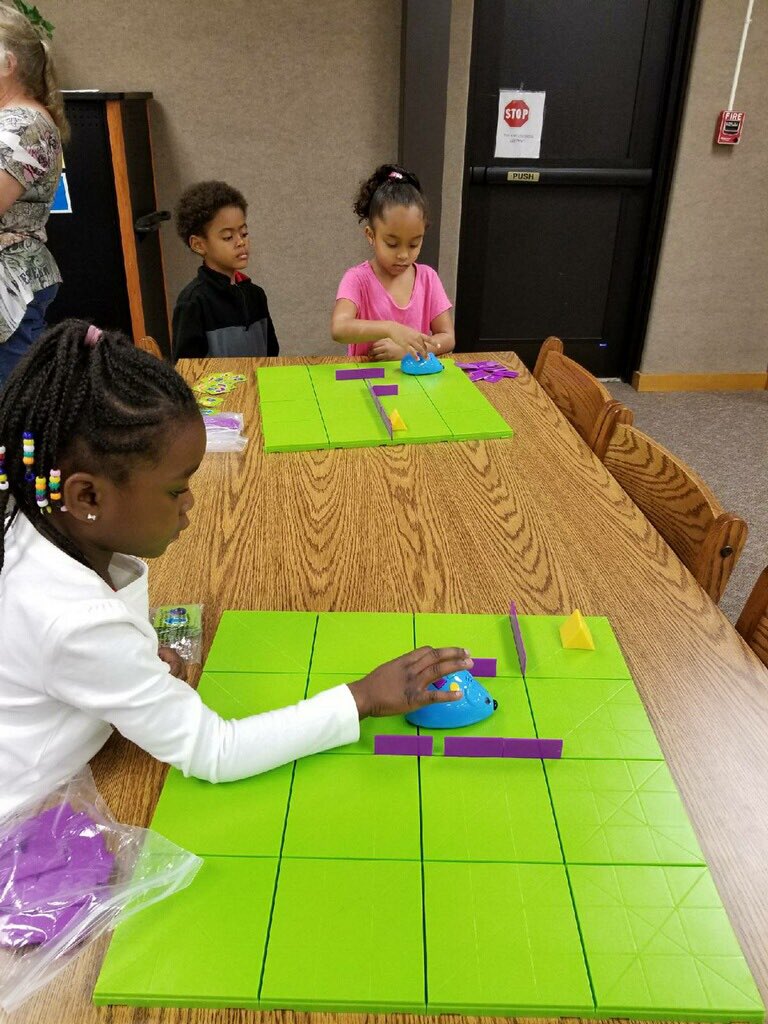 westwood475's tweet photo. Code and Go Robots in Mrs. Allen-Atkinson’s class. #CODE475 https://t.co/WeSTy8Z0v1