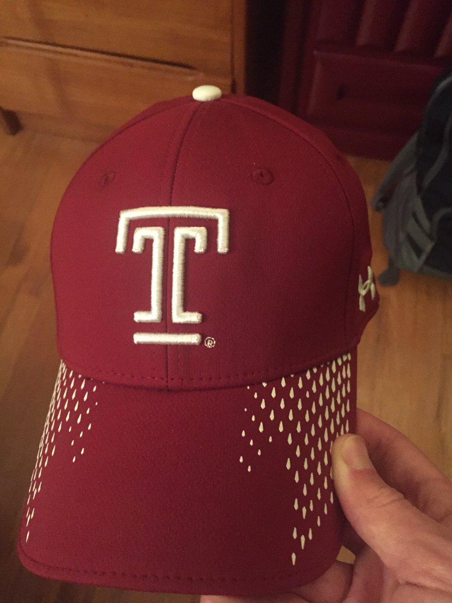 GoOwls2001's tweet photo. Got this cool hat on Saturday #ITouredTemple https://t.co/fc0aUNdRAu