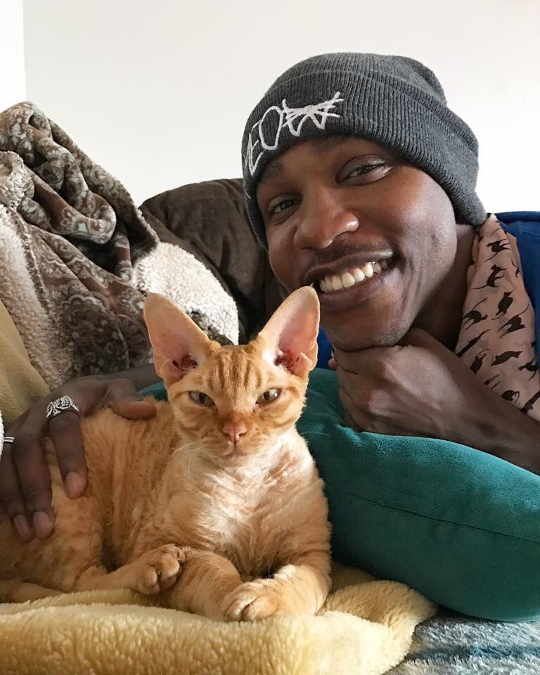 iammoshow's tweet photo. Hey we know it’s alot of negativity floating around right meow but my cat Dj Ravioli and I just wanted to let you all know we’re here for you. Retweet this if we made your day or night a little better https://t.co/FB0wnE2Bff