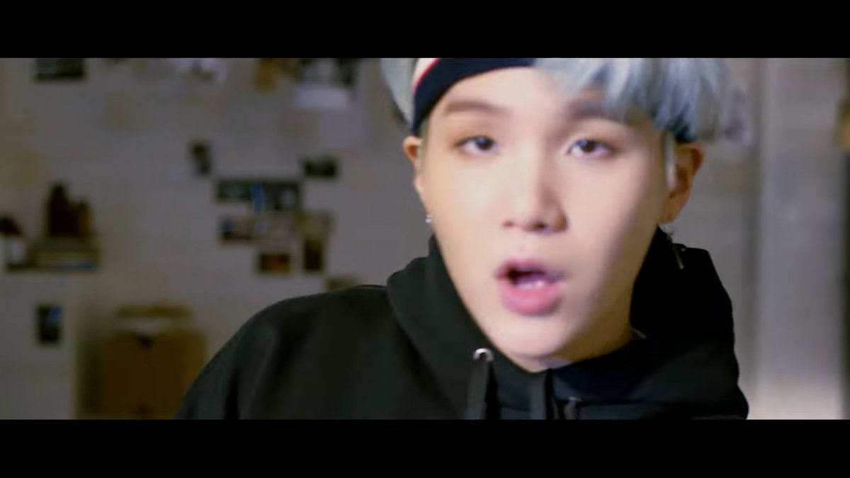 shookybts's tweet photo. @jimindanger1 ส่งพิก้าไป
#MicDropRemix
#MicDropRemixOutNow https://t.co/wV4nPAGg1F