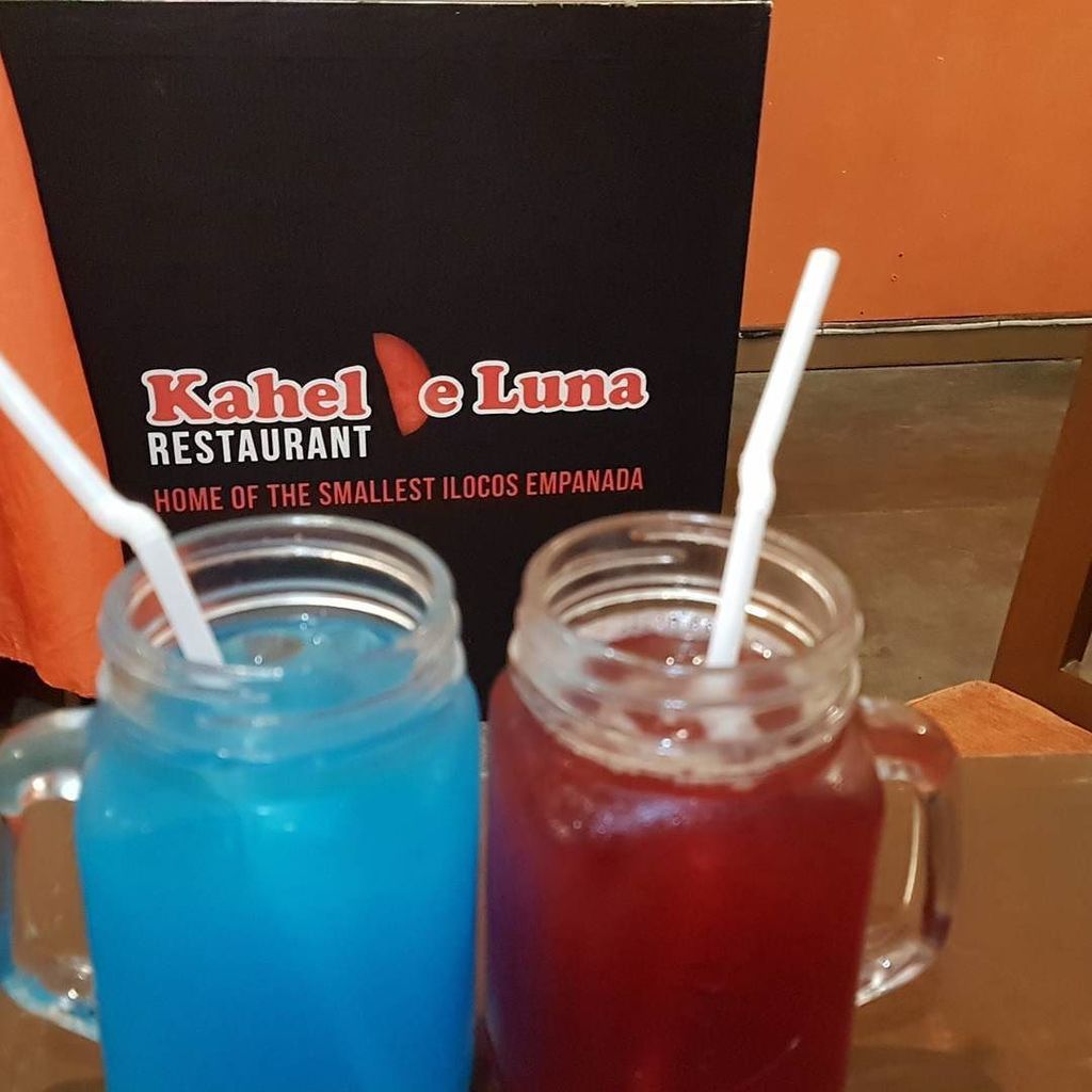 AnAnthonySmith's tweet photo. Soooo good!! #travelvlogs #travelfood #travelblogger #travelblog #traveling #seeingtheworld #vlogging #vlogcation  #pinoy #worldtraveler #phucketlist https://t.co/e3tbT06RwO https://t.co/bFvlr4admp