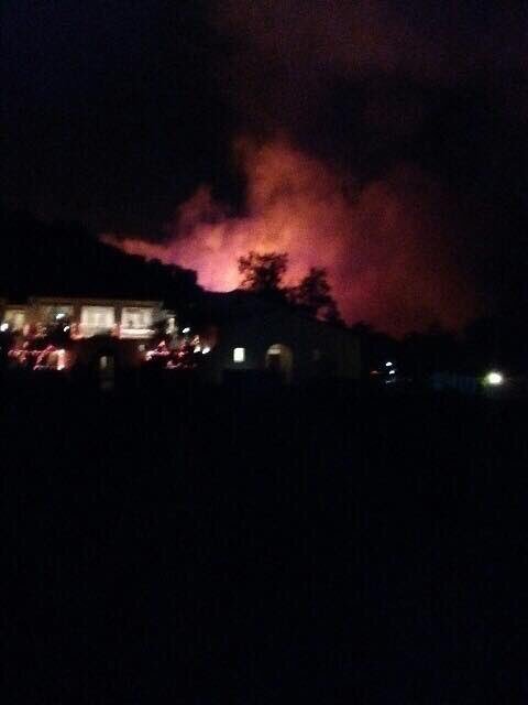 NorMcCann's tweet photo. #ThomasAquinasCollege in Santa Paula CA threatened by fire. Both sides of Hwy150 Steckel
#TACfire @noreenmccann101 https://t.co/lXJizM7942