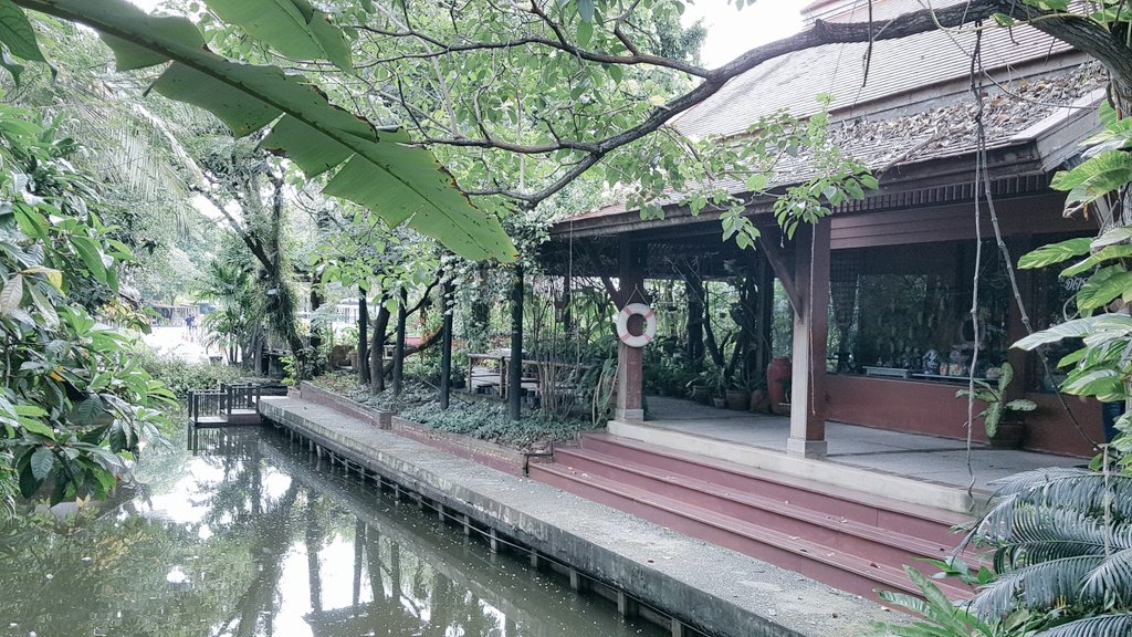 Joy_Apiradee's tweet photo. ที่นี่สามพราน at Sampran Riverside #ReviewThailand #Sampran #รีวิวสามพราน  #ชะนีชอบเที่ยว https://t.co/cSV3dRJEK5