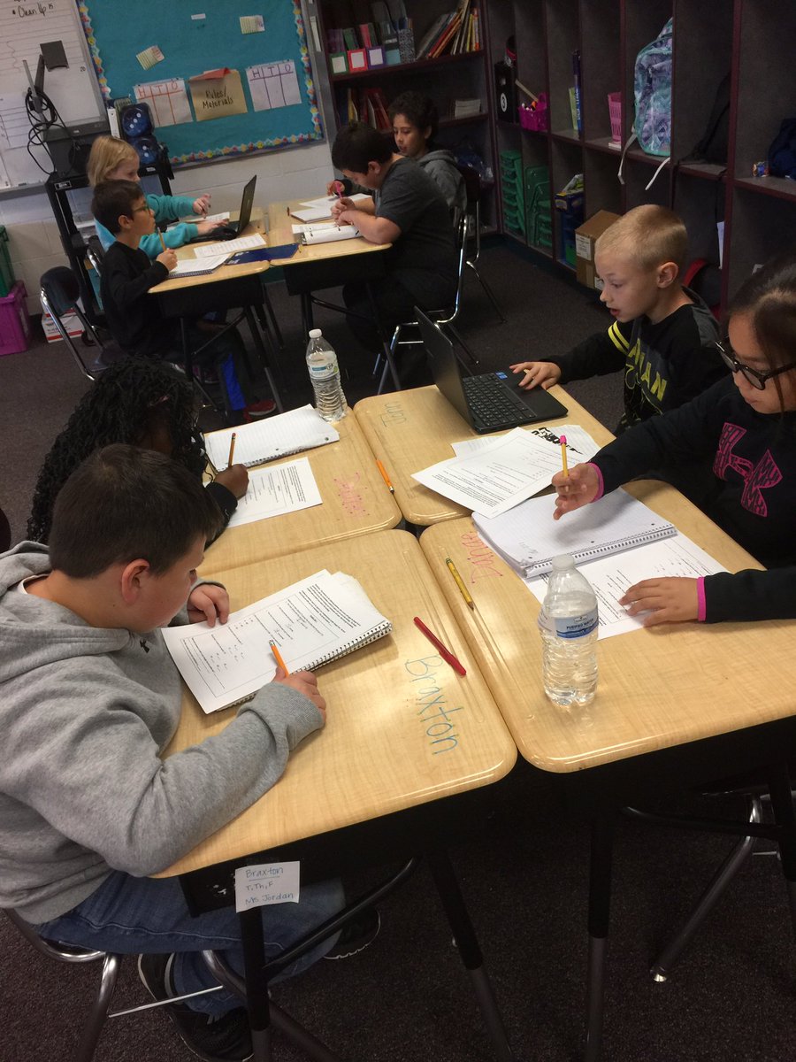 mrsafailor's tweet photo. My students worked very hard today on a google breakout! Working for unknown prizes can spark serious work ethic👏 #DRESpride @k5coachleslie https://t.co/sNFpYfXPds