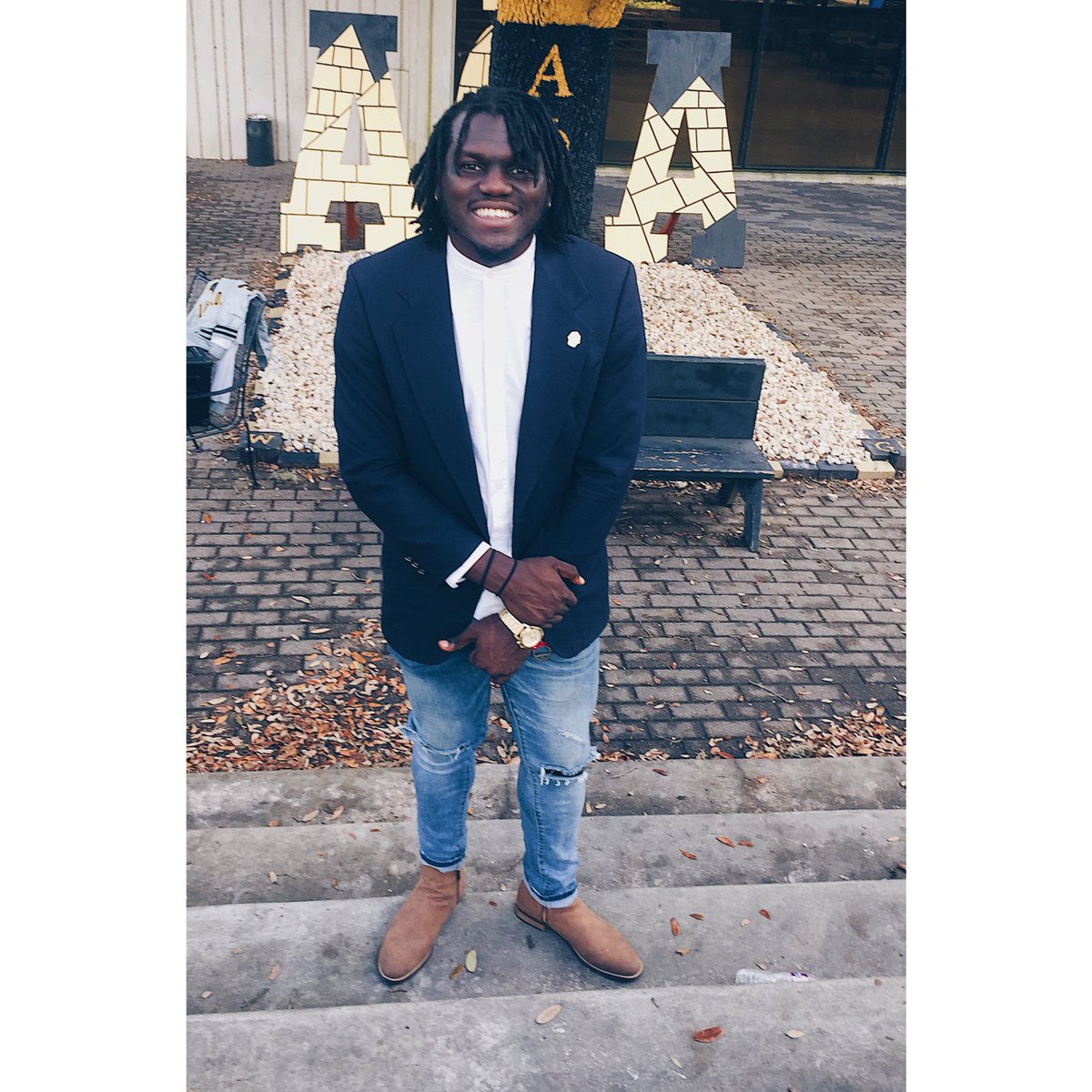 Flygerian43's tweet photo. Boys Phrat...? #AlphaTwitter #AlphasInSuits #AlphaPhiAlpha https://t.co/pSsh36NEmh