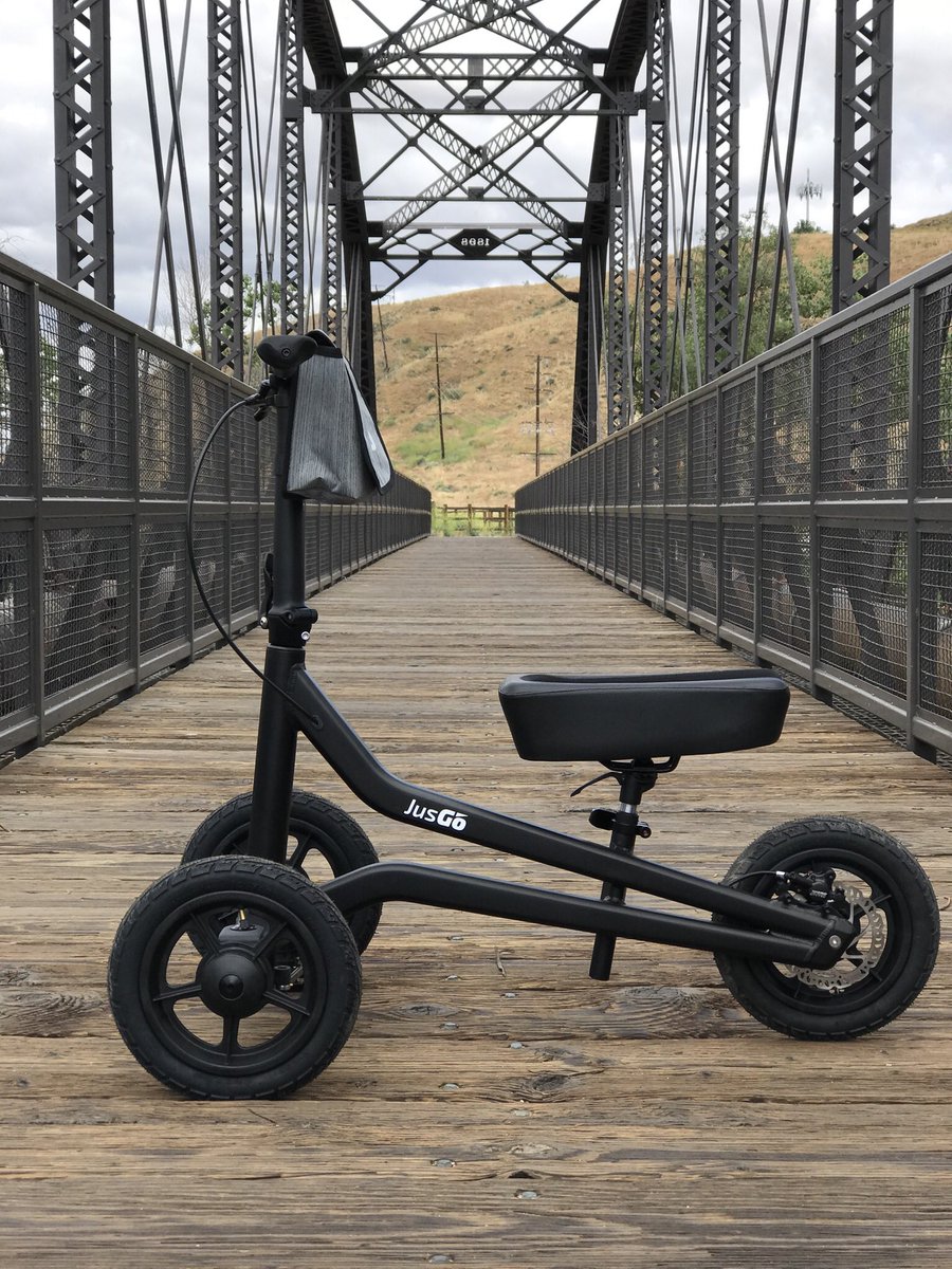 JusGoScooter's tweet photo. @StephenCurry30 if u need a knee scooter, we’ve got the Benz G wagon scooter for u. https://t.co/fMelGxDErx