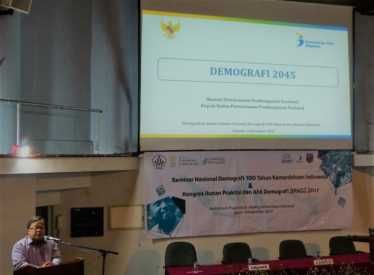 ldfebui's tweet photo. Terima kasih untuk partisipasi Bapak/Ibu/Saudara/i dlm Seminar Nasional Demografi 100 Tahun Kemerdekaan Indonesia. Materi seminar dapat diunduh di https://t.co/2aIvgyydfb #ldfebui #ipadi https://t.co/ohUPzpjH0o