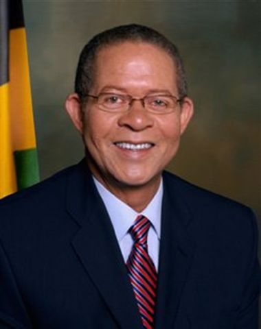 HAPPY BIRTHDAY: ORETTE BRUCE GOLDING
Jamaica\s eighth (8) prime minister turns 70 today. 