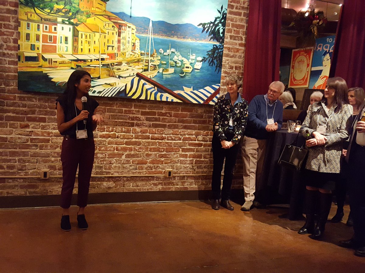 AssemblyFellows's tweet photo. Great holiday gathering of @CapFellowsCSUS @CapFellowAlum tonight! Thanks to supporters of Tim Hodson Assistance Fund for helping #CapitalFellows #CaAssemblyFellows transition to the fellowship! https://t.co/5DkOfAMrGZ