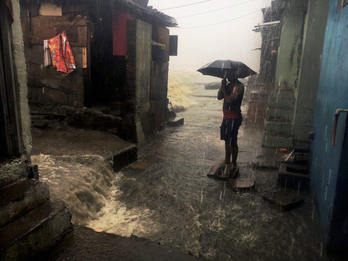 A weakened Ockhi cyclone may cause heavy rain in south Gujarat, Saurashtra coast till Dec 7: Gujarat govt