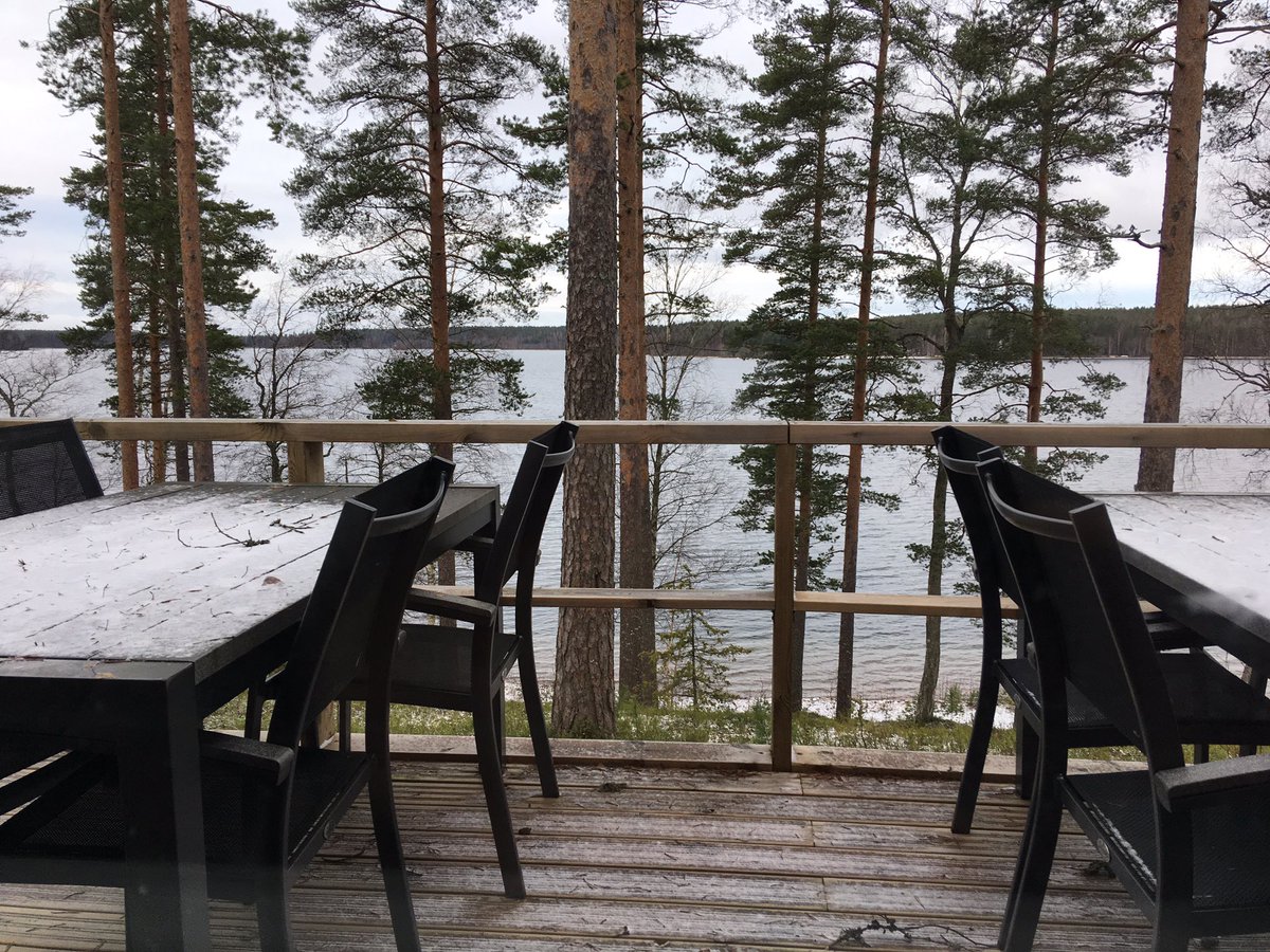 Mursui05's tweet photo. Great day in Kiljava 🇫🇮☺️❄️Big thanks to our teachers who organized it🤘🏻Kiitos! #hhfamily #haagahelia #hhporvoocampus #sampo17 #finland #kiljava #sampo17_Kiljava https://t.co/bi51SU9sBm