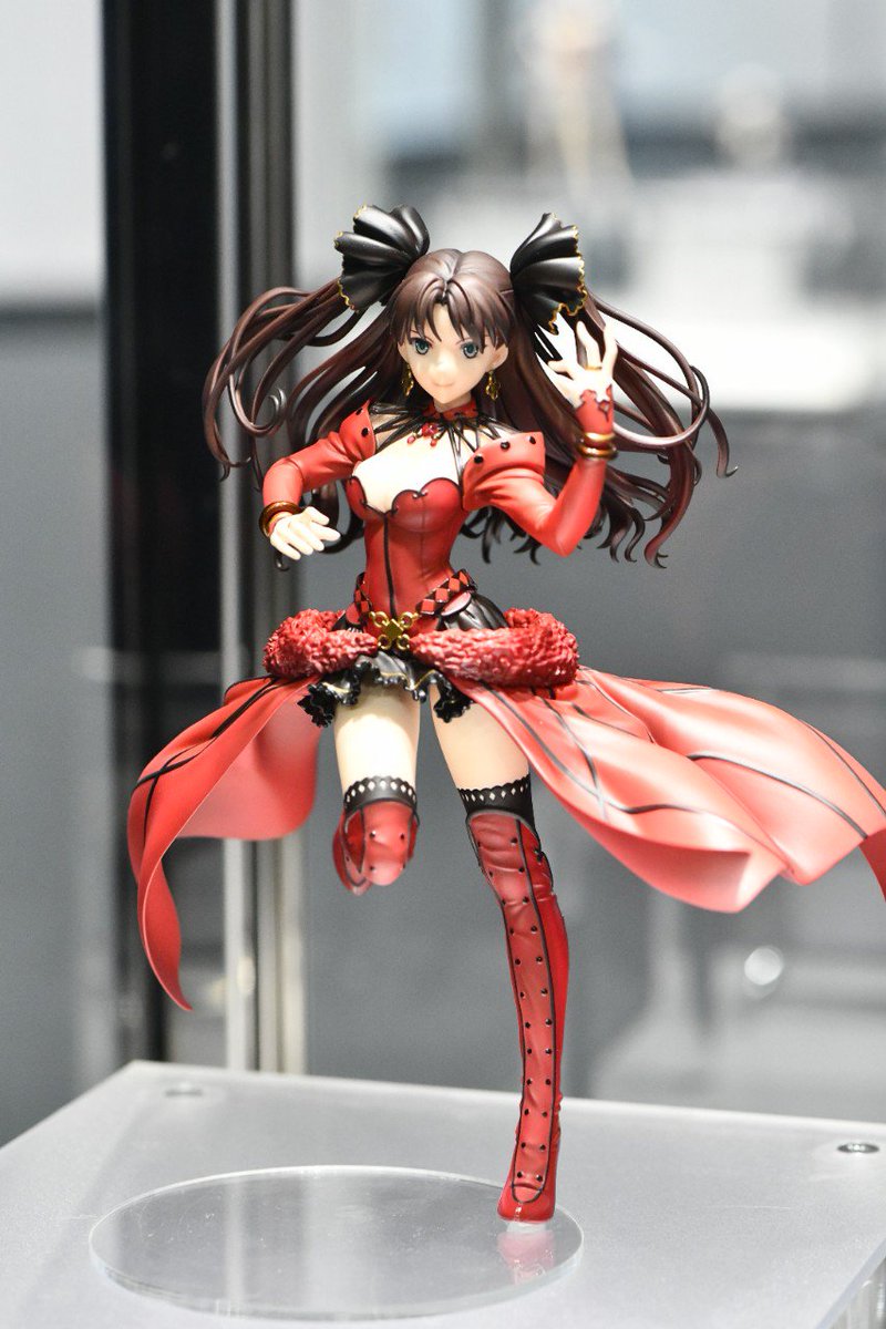 エムジェイ Fgoフィギュアギャラリーで展示中のeasyeight フォーマルクラフト デコマス 麗しいドレス姿 でも 凛ちゃんさんちょっと盛り過 ﾄﾞｶﾝﾄﾞｶﾝ Akiba