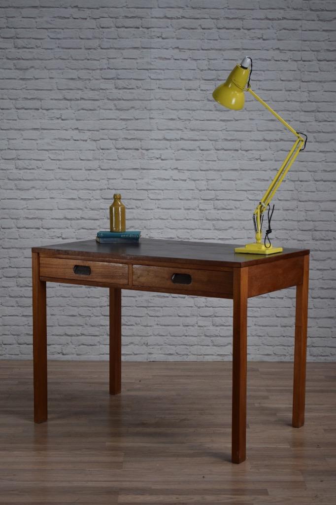 millwardsLtd's tweet photo. S O L D • This vintage mid century Danish style teak Gordon Russell desk this gorgeous item is heading to a new home
https://t.co/6RqpjFlZt2
#millwards #millwardsantiques #interiors #danish #teak #style #vintage #furnituredesign #danishfurniture #desk #hereford #herefordshire https://t.co/qeDXqA7a0q