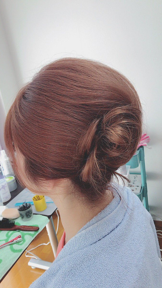 Hair Make Akane No Twitter 貝夜会巻き 上品なイメージです 洋装 和装 どちらもok ヘアメイクアカネでヘアセットいかかでしょうか 夜会巻き ヘアセット 横浜 三ツ沢下町 ブライダル 七五三 ヘアメイク講習 Hair Make Akane No Twitter 貝夜会巻き 上品なイメージです 洋装 和装 どちらもok ヘアメイクアカネでヘアセットいかかでしょうか 夜会巻き ヘアセット 横浜 三ツ沢下町 ブライダル 七五三 ヘアメイク講習