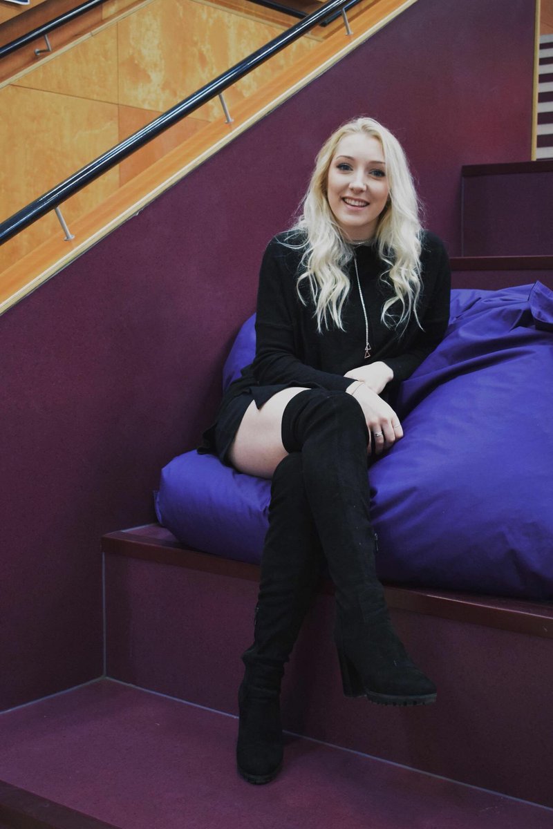 StudentsofPR's tweet image. Thinking of working in Fashion PR? Check out Millie post about her Dreams of working in Fashion PR and how her PR course prepares her to realise that dream! #FashionAwards #PR
facebook.com/StudentsofPR/p…