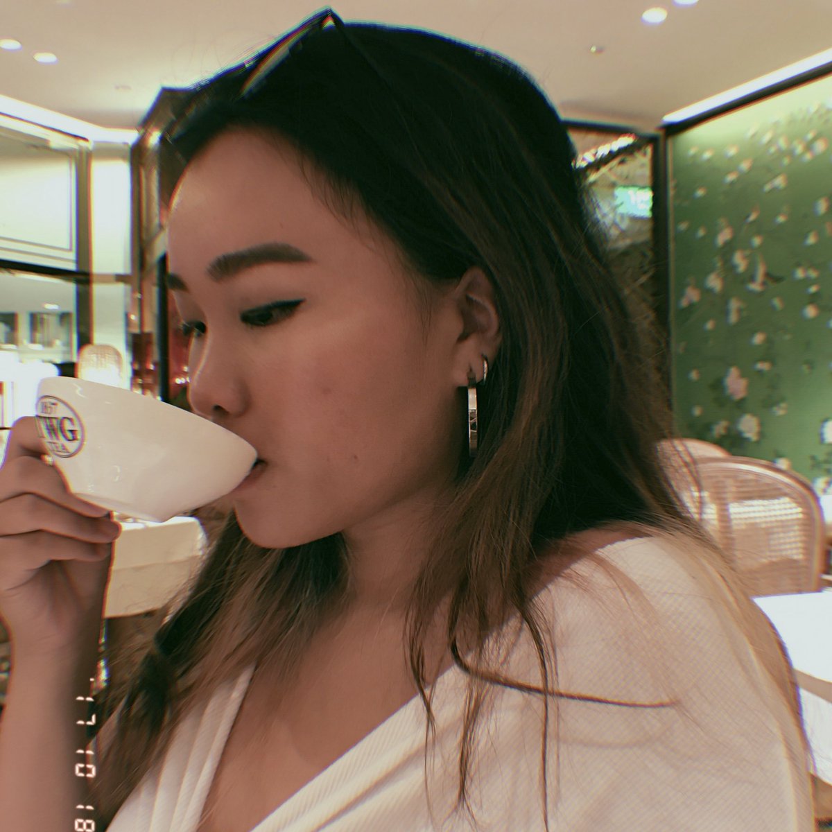 charIala's tweet photo. *･゜ﾟ･*:.｡..｡.:*･ I take my tea with a whole lotta suga ･*:.｡..｡.:*･゜ﾟ･* #ARMYSelcaDay https://t.co/TwooAJFgZD