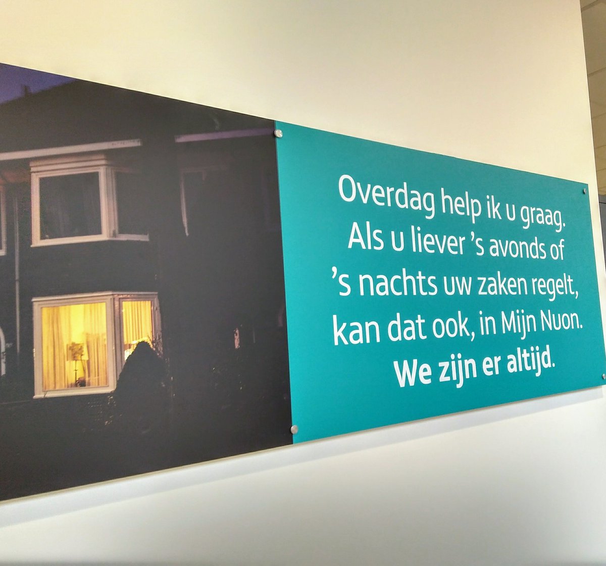 Gefeliciteerd @Nuon met jullie prachtige nieuwe werkplek in het hart van  @Gemeente_Lwd, image size:1200x1120