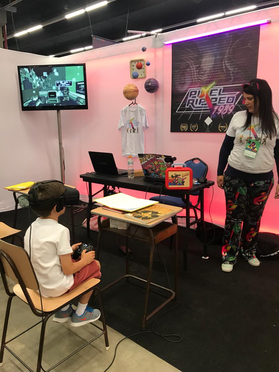 pixelripped's tweet photo. Last weekend at #PixelShow2017 we received players from all ages. So we are really happy to see they enjoyed all the improvements we did to our demo! also Beleaf,the VR experience from our partner team at @ArvoreImmersive Exp. was an absolute sucess too, always with a long queue! https://t.co/iVXpPSQvf9
