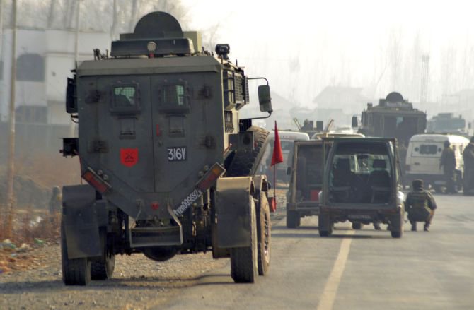 RediffNews's tweet photo. LeT terrorists involved in #AmarnathTerrorAttack killed in encounter in Kashmir https://t.co/WNBHBpTyJO https://t.co/Be2nVhUodO