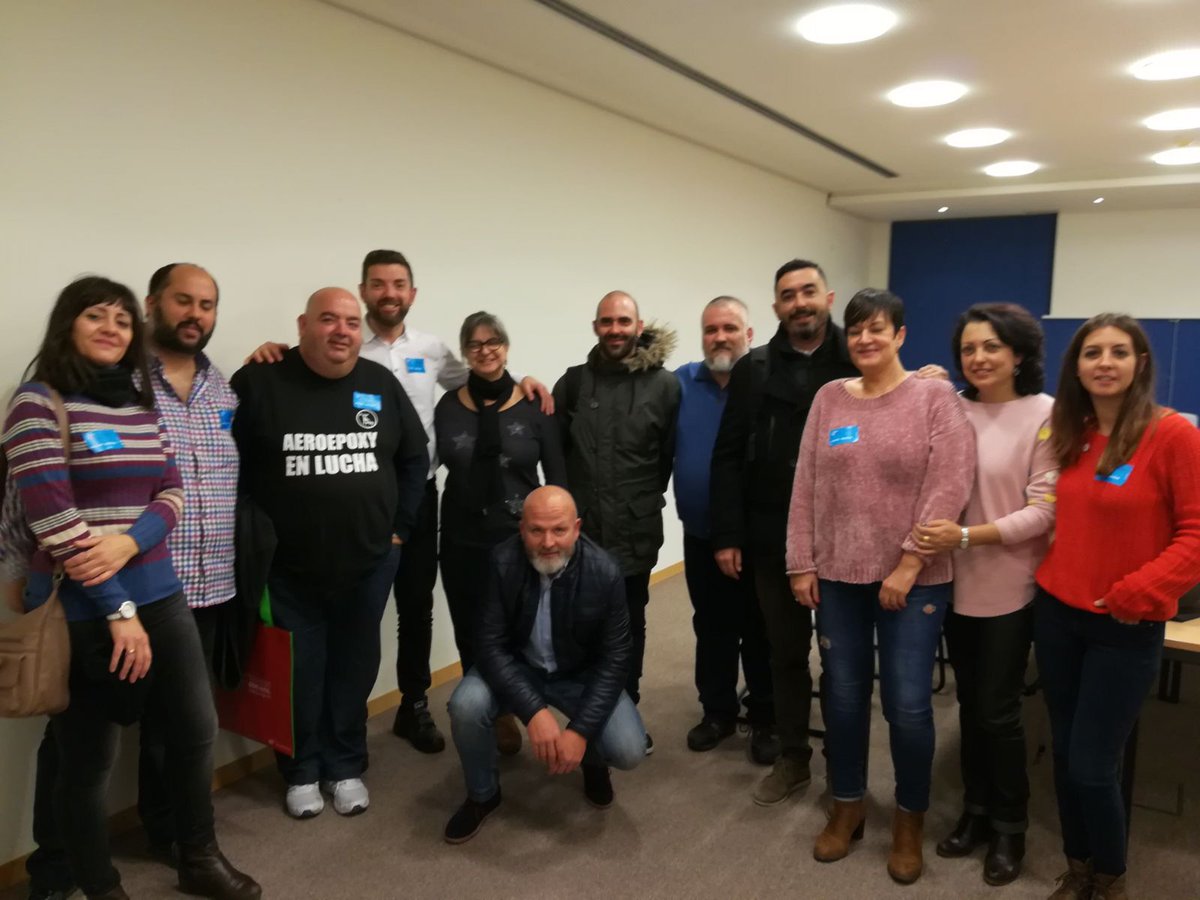 IUJaenProv's tweet photo. La delegación de #IuJaén y Aeroepoxy reunidos ayer con @palomalopezB para tratar los problemas d industria y economía d la provincia https://t.co/fA3hZ71vdp