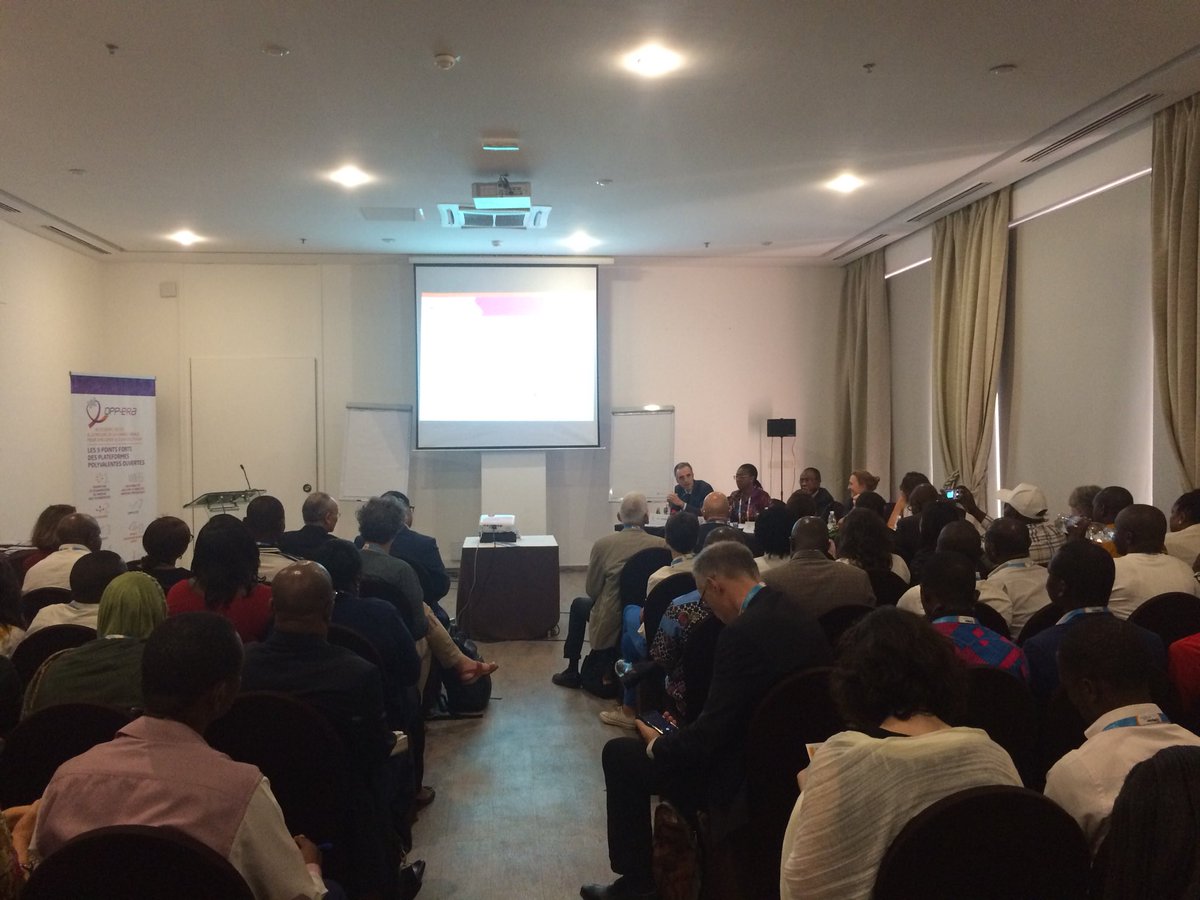 NGOSolthis's tweet photo. #ICASA2017 sympo #oppera table ronde 2 quelle vision des bailleurs pour assurer la pérennité de l’accès à la charge virale #VIH ? coordonner les actions #Unitaid, #fondsmondial et #PEPFAR pr une meilleure efficience https://t.co/3529M6RZG4