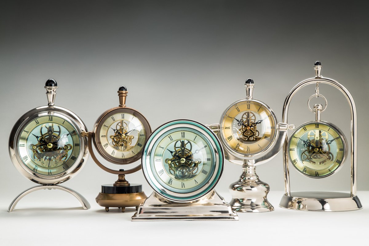 BTSheetsdotcom's tweet image. How's this for a timely gift? These magnificent new clocks just arrived in ...time to make a perfect holiday gift. See them in our 5 California locations, or online at BTSheets.com