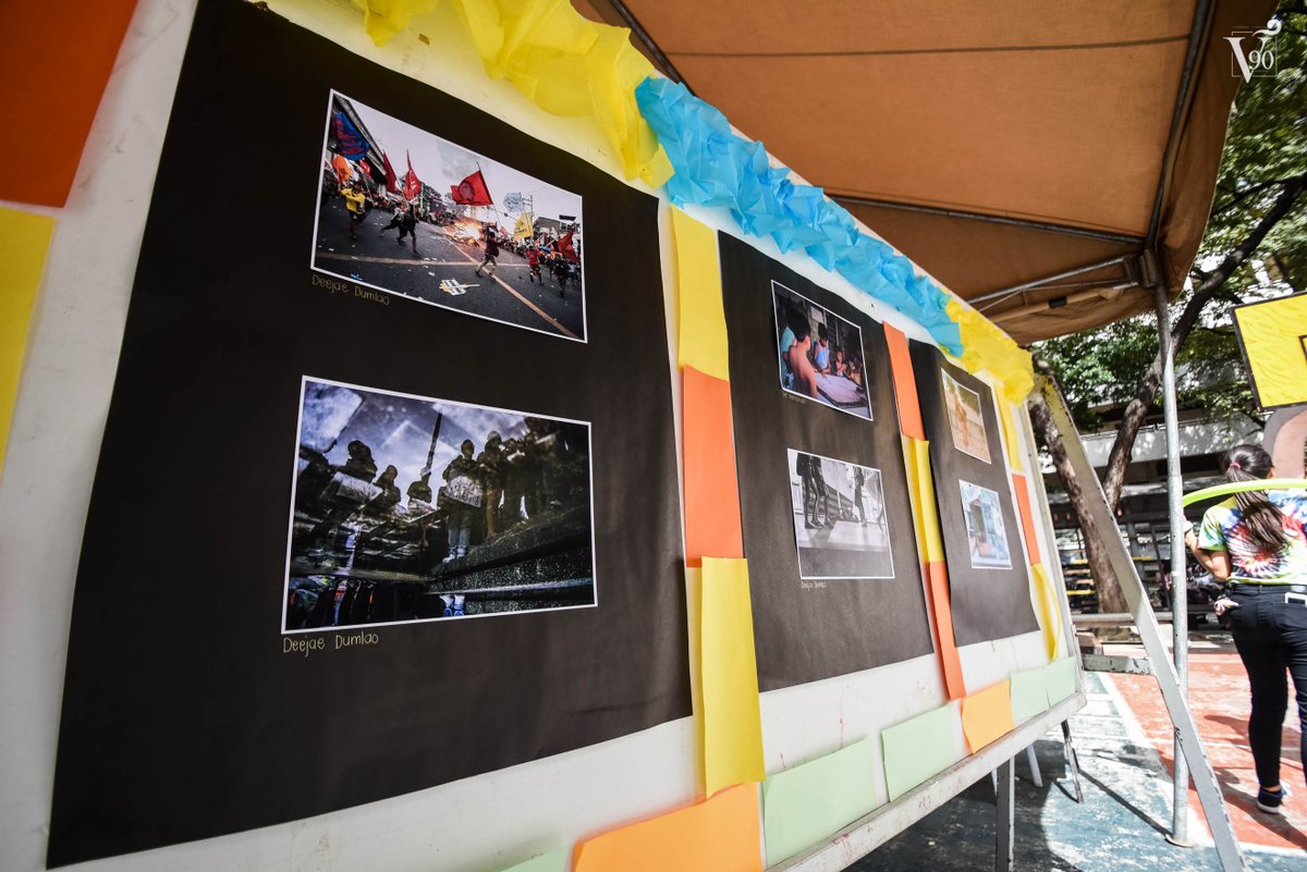 Social issues tackled in fundraising exhibit varsitarian.net/circle/2017120…