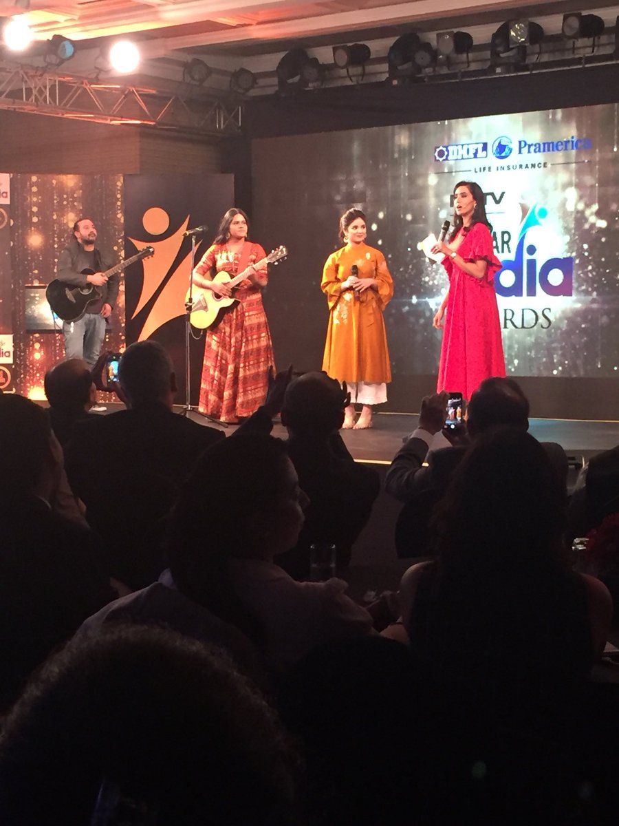 BehtarIndia's tweet photo. #BehtarIndia Awards | @ZairaWasimmm joins @_meghnamishra_ on the stage! Watch it live on https://t.co/AzGkPsLJXC. https://t.co/cpCmDwAGaq