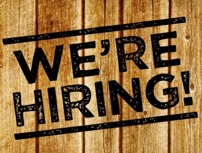 PrefabNL's tweet image. Wegens aanhoudende #groei zijn wij op zoek naar een #medewerker #houtskeletbouw en een #machinaal #houtbewerker. Info over de #vacatures en onze organisatie: prefabnl.nl/vacatures/