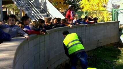 Fundacio3Turons's tweet photo. Moltes gràcies a @tv3cat i al Club Super3 per parlar d'@apscatalunya a través de #ProjecteJunts Compartim els clips d'ahir al TN (https://t.co/SpaxpLVupt) i a l'Info K (https://t.co/P8bu8DArz5) on s'aborden creixement mutu i #NoAlEstigma amb @EscolaFFargas https://t.co/z6OZaVdmkh