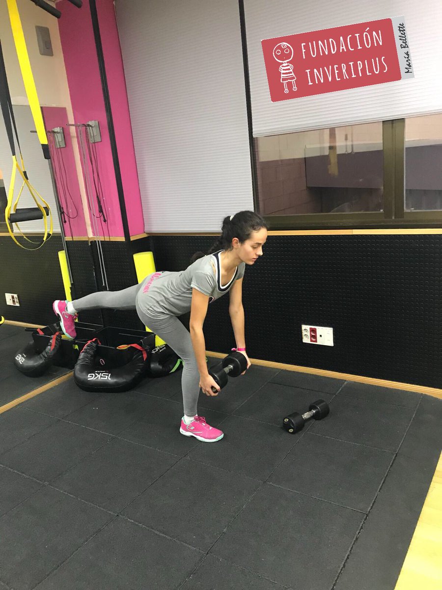 PadelTraining's tweet image. AREA FITNESS PT; No solo debe ser fuerte el levantador de pesas, sino también el velocista, el lanzador y también el jugador de pádel. No todos los deportes requieren el mismo nivel de fuerza, pero en todos es necesaria. padeltraining.com/fitness/