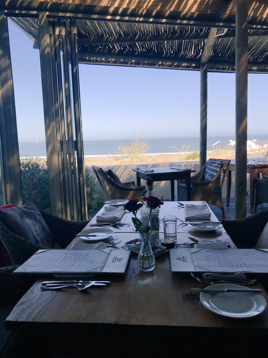 Edelweiss_Delp's tweet photo. Breakfast was served at the awesome @abalonehouse with @thelawry @campsbay_girl @trufflejournal @TalyaGoldberg @MilesForStyle before heading back to the city! #travel #food #mediaevent #StyleMiles #MilesForStyle #RedeemYourDreams https://t.co/qJ7qDD4dD9