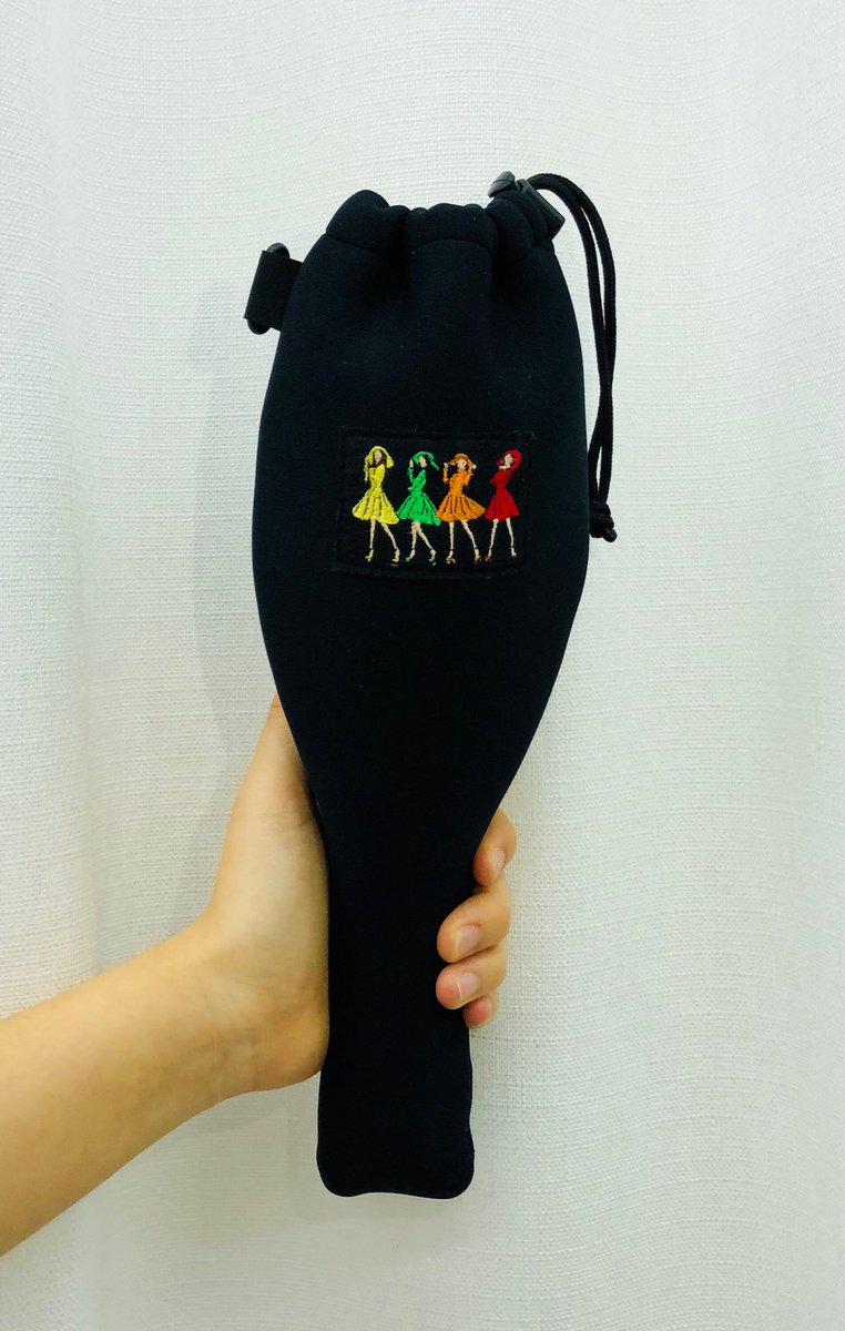 MMM_MOOZIP's tweet image. [RT 이벤트]
rt해주신 분들 중 추첨을 통해 베라 기프티콘을 드립니다‼️

💡무봉 파우치 입금 안내💡

⭕️2017.12.06 수요일 8PM부터 입금 시작
⭕️폼은 타래로!!
⭕️상세 정보는 이미지 참고
⭕️궁금한 점은 디엠 주세요
❌정해진 시간 이전 입금 인정 ❌
#무무 #무봉 #굿즈 #마마무 #moomoo