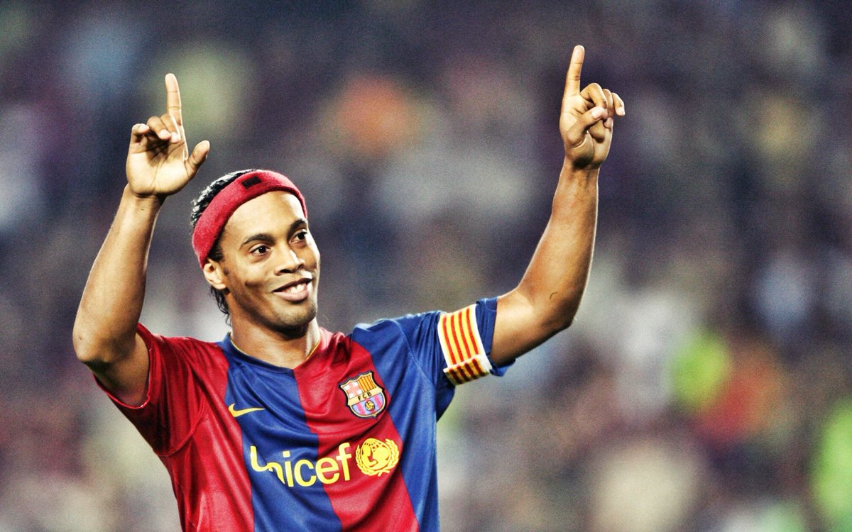 B24PT's tweet photo. Ronaldinho: "Tenho um grande respeito pelo Sporting, que foi o clube onde o meu irmão jogou e que sempre acompanhei" https://t.co/l03t36FmKq