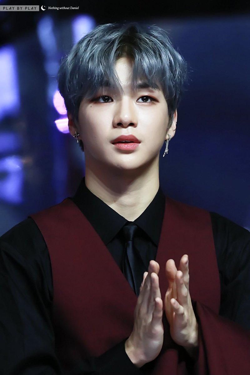 playbyplay1210's tweet photo. CLASSIC.
#강다니엘 #KangDaniel #WannaOne #워너원 https://t.co/m8zDqBVJ0p