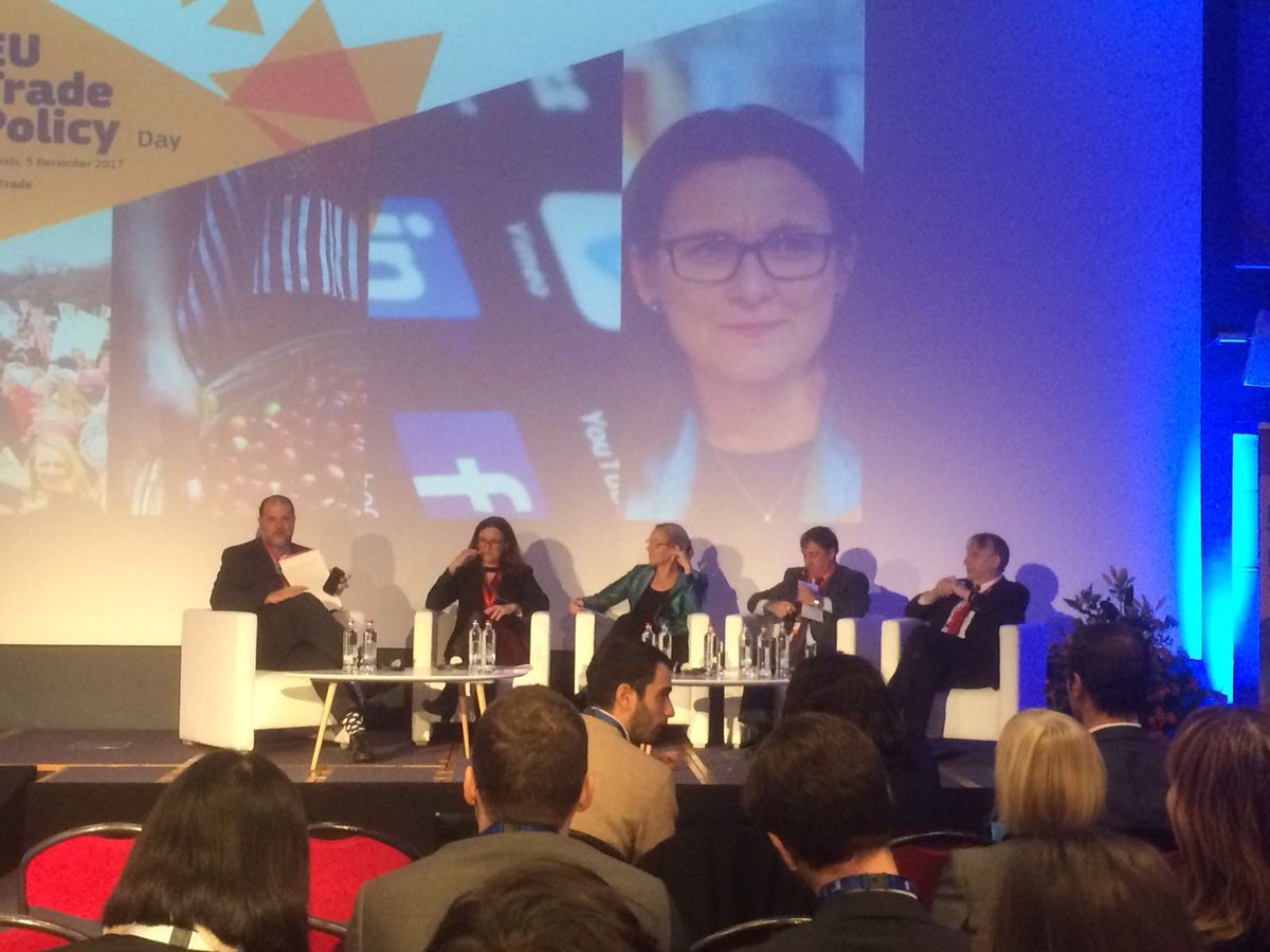 NLwereldhandel's tweet photo. Momenteel discussiëren @MalmstromEU, @SigridKaag, José Ramón García Hernandez en @berndlange over 'Trade Policy in a Turbulent World'. Volg de discussie via de livestream: https://t.co/I6B0Q9LxmD. #EUTPD https://t.co/dVZdp9ZPYP