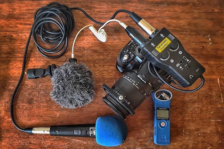 Saramonic on Twitter: ""2018 Setup includes #Saramonic #Smartrigplus Nikon  d3100, Sigma 18-250mm hsm macro f3.5-6.3, RØDE Videomicro with 3/8" boom  pivot adapter And Zoom H1 handy recorder With a cheap dynamic microphone."