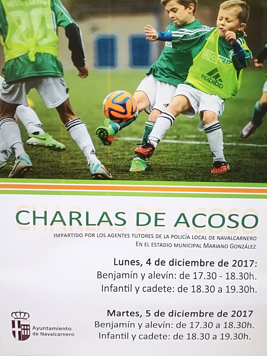 CDANavalcarnero's tweet photo. En la tarde de ayer, nuestros canteranos recibieron una charla educativa en contra del acoso. La labor de la @Navalpolicia 👌
Personas primero, futbolistas después. https://t.co/uCY70VWHao