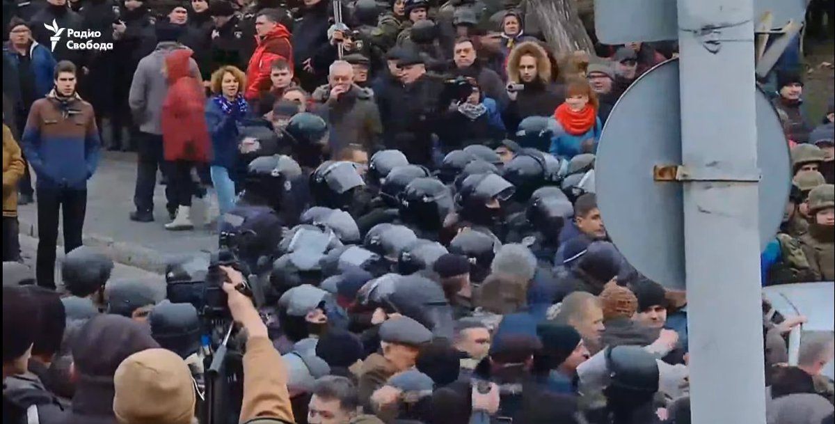 Пеця тварь...