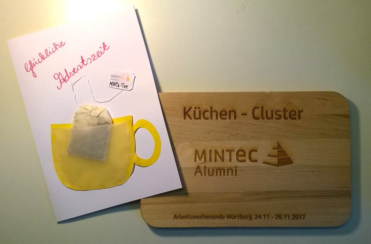 mint_ec's tweet photo. Die ersten Weihnachtsgeschenke trudeln ein... #mint_ec-Alumni https://t.co/cqAyaw0IFw