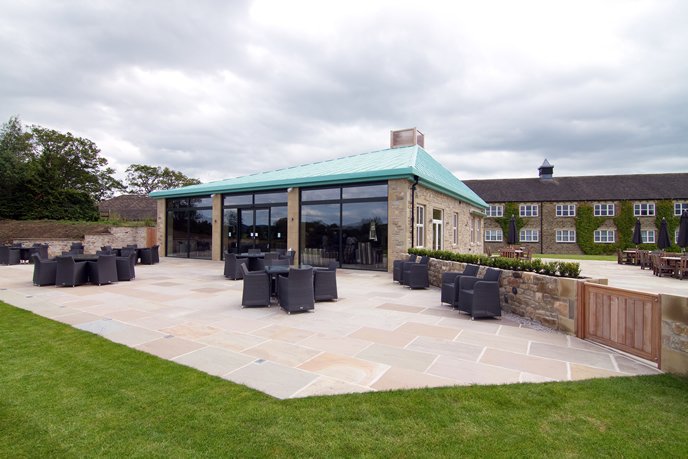 JMoore_Builders's tweet image. #DidYouKnow ❓

We have over 30 years experience in the building trade - our #building work covers a WHOLE range of services from small #property development to big commercial building contracts! 👍

Take a look at one of our projects: The Coniston Hotel! 👀 #stonework #extension