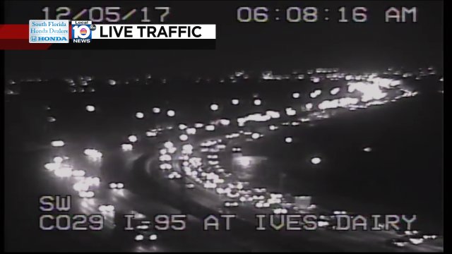 Crash on I-95 SB Express at Ives Dairy Rd #traffic https://t.co/fTiWGYR9cJ
