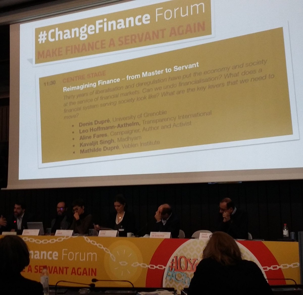 jechristensen56's tweet photo. #ChangeFinance Banks are no longer financing the long term. Risk aversion and volatilty means banks too focussed on short term; therefore unable to serve public interest.  New bank models required. https://t.co/1PrNuA08px