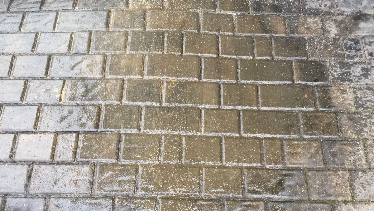 Oil spillage cleaned in Leeds today 
#professionalcleaningconpany