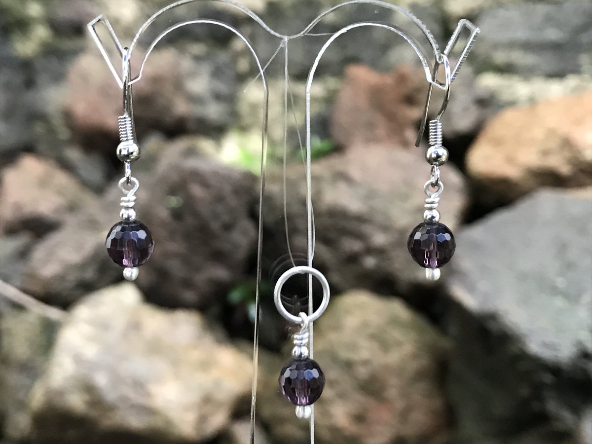 FabiolaSort's tweet image. Bonito Juego de aretes y dije de #Amatista bola facetada. Plata .925
kichink.com/buy/1594781/fa… en tienda @Kichink 

#FabiolaSortJoyeríaArtesanal
#HechoEnMéxico
#hechoamano
