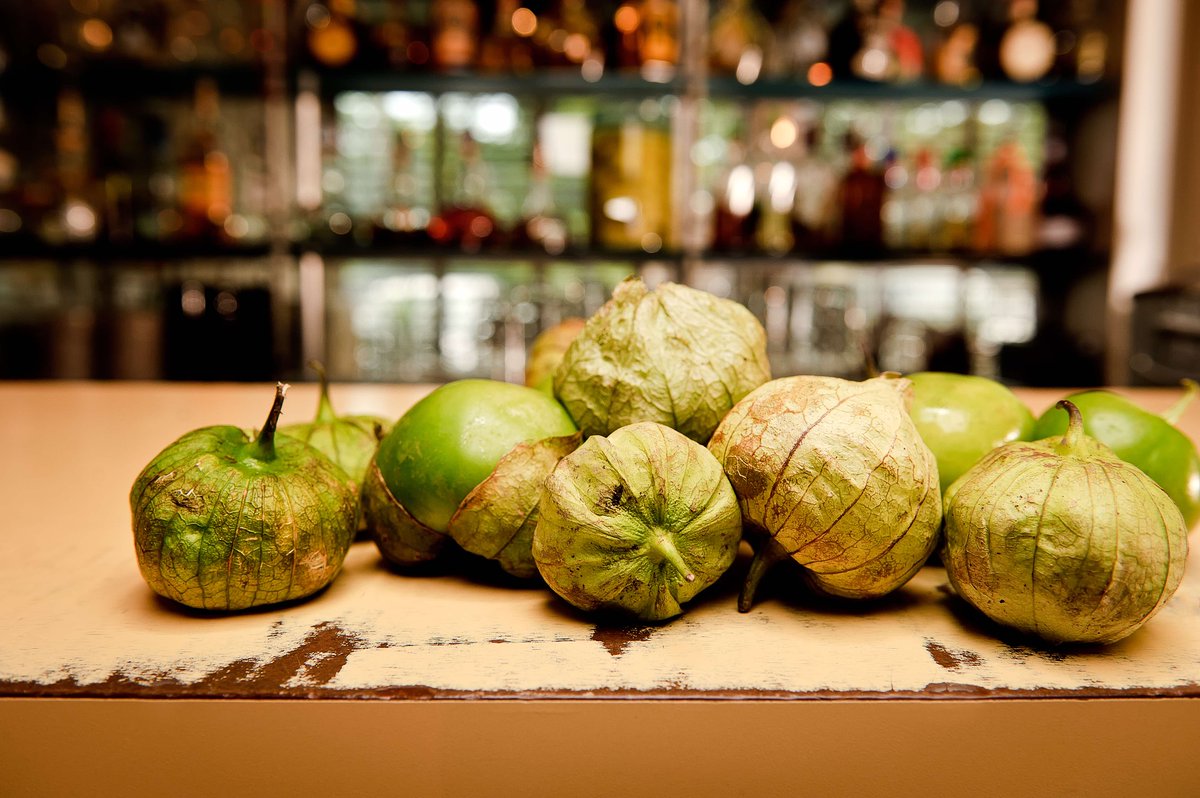 BeSureWithPure's tweet photo. Who needs to trim a tree when you've got tomatillos? #BeSureWithPURE #Alpharetta https://t.co/fqMtYRd7rk
