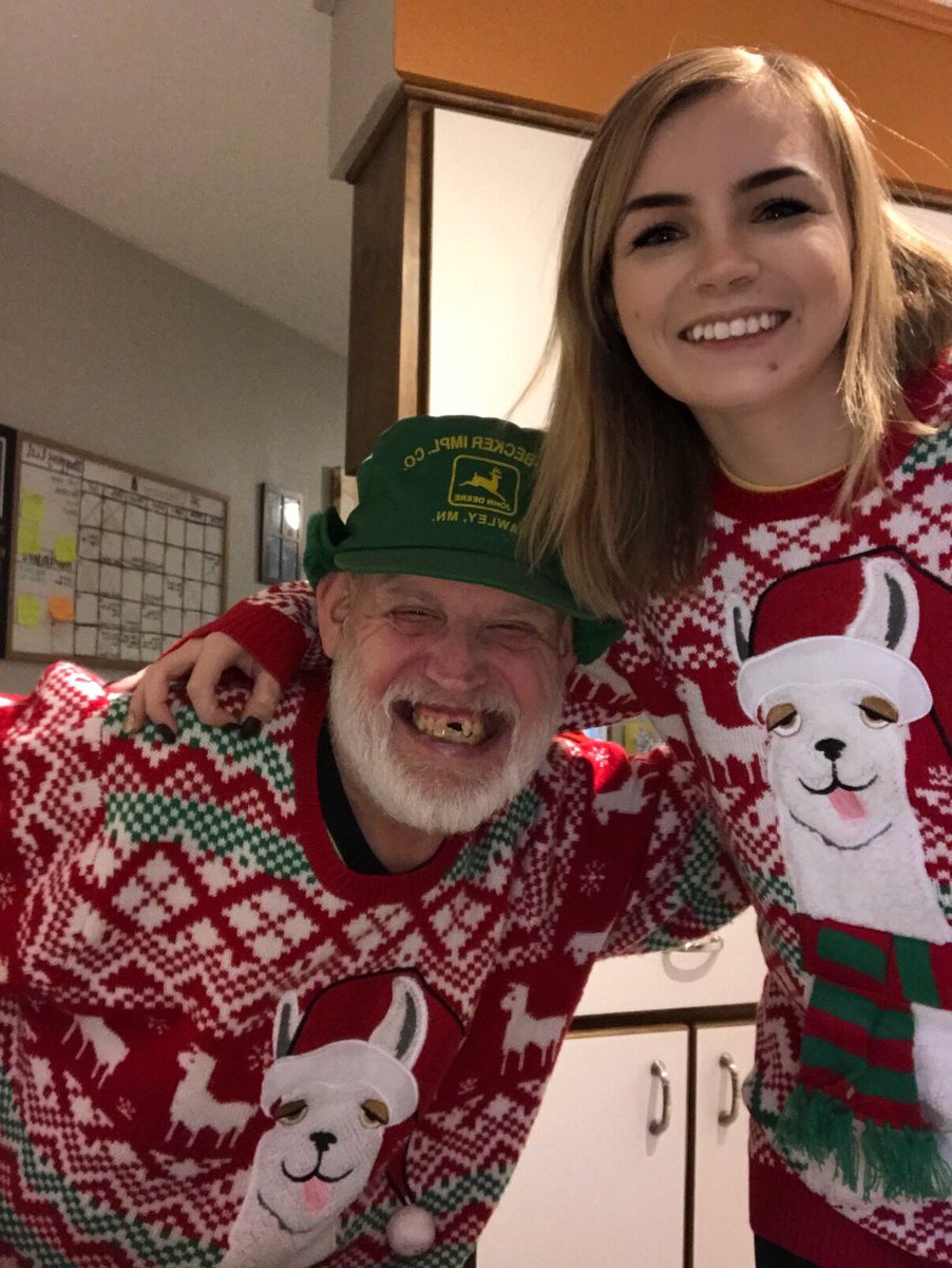 Hannah29630546's tweet photo. “there is no greater joy nor greater reward than to make a fundamental difference in someone’s life”

i have the best job ever, also peep the matching Christmas sweaters 🎄
@CCRIMoorhead #ilovemyjob #matchingchristmassweaters https://t.co/7Xh8s4uKZy
