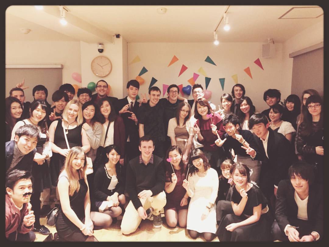 上智大学国際交流サークルlingwave ドレスコードはクリスマスらしい色や服装です 例えば白 赤 緑 クリスマス のコスプレなどです 皆さん当日お待ちしております チケットもまだありますのでご連絡くださいね 上智大学国際交流サークルlingwave ドレスコードはクリスマスらしい色や服装です 例えば白 赤 緑 クリスマス のコスプレなどです 皆さん当日お待ちしております チケットもまだありますのでご連絡くださいね