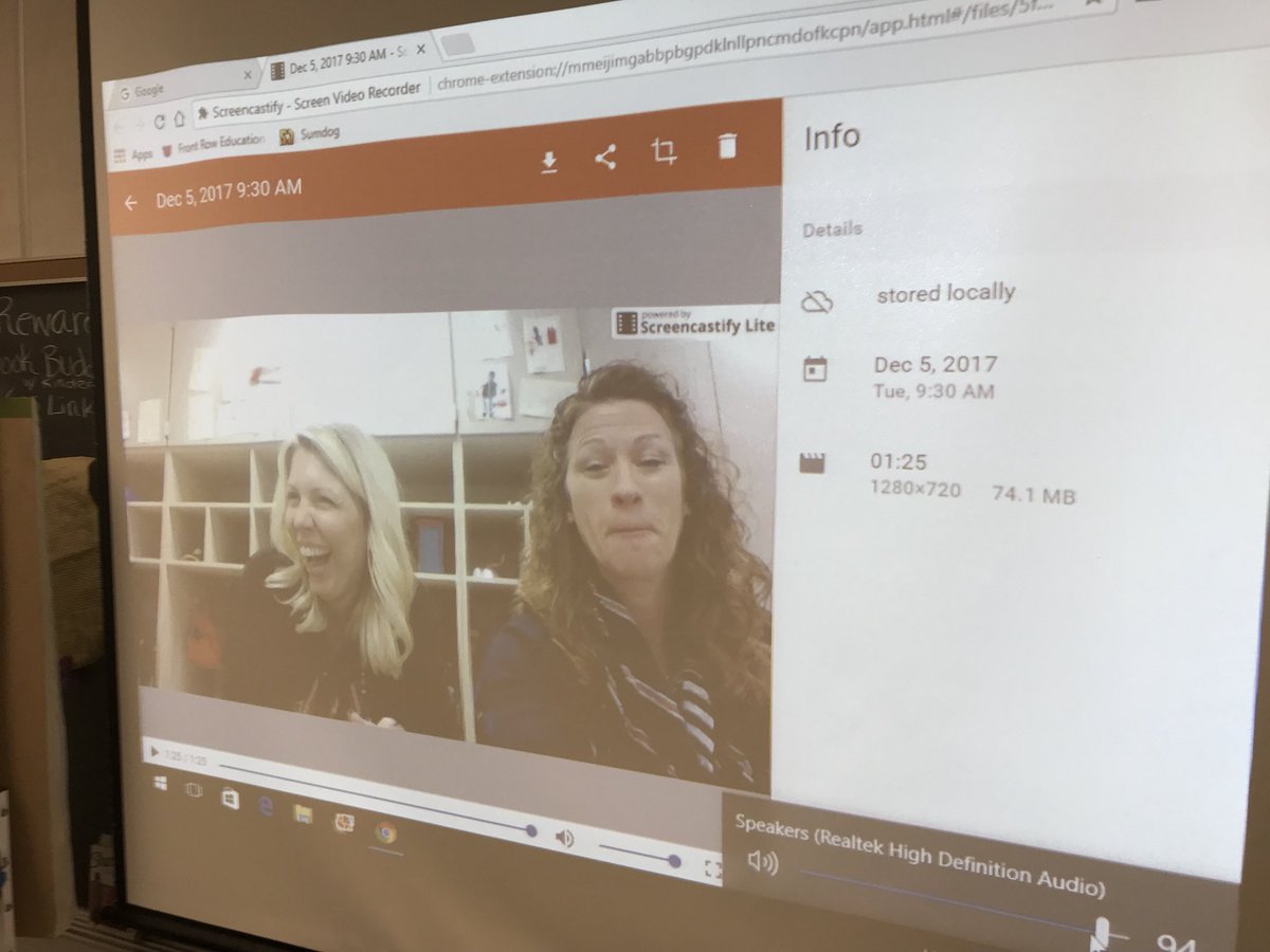 EdTechSmith's tweet image. Working with @rl_sabrinaduke class @pvelemschool on how to record their book talks with their laptops #modelingexpectations